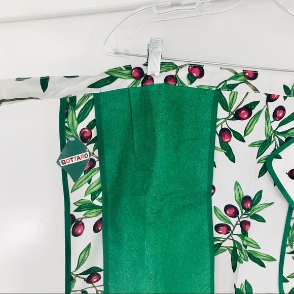 NWT Italian Apron & 2 Potholders - Picture 2 of 6